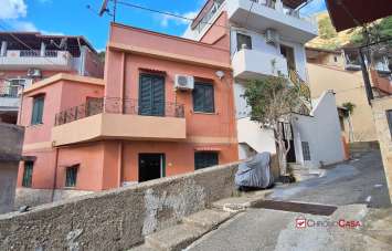 Vendita Esavani, Messina