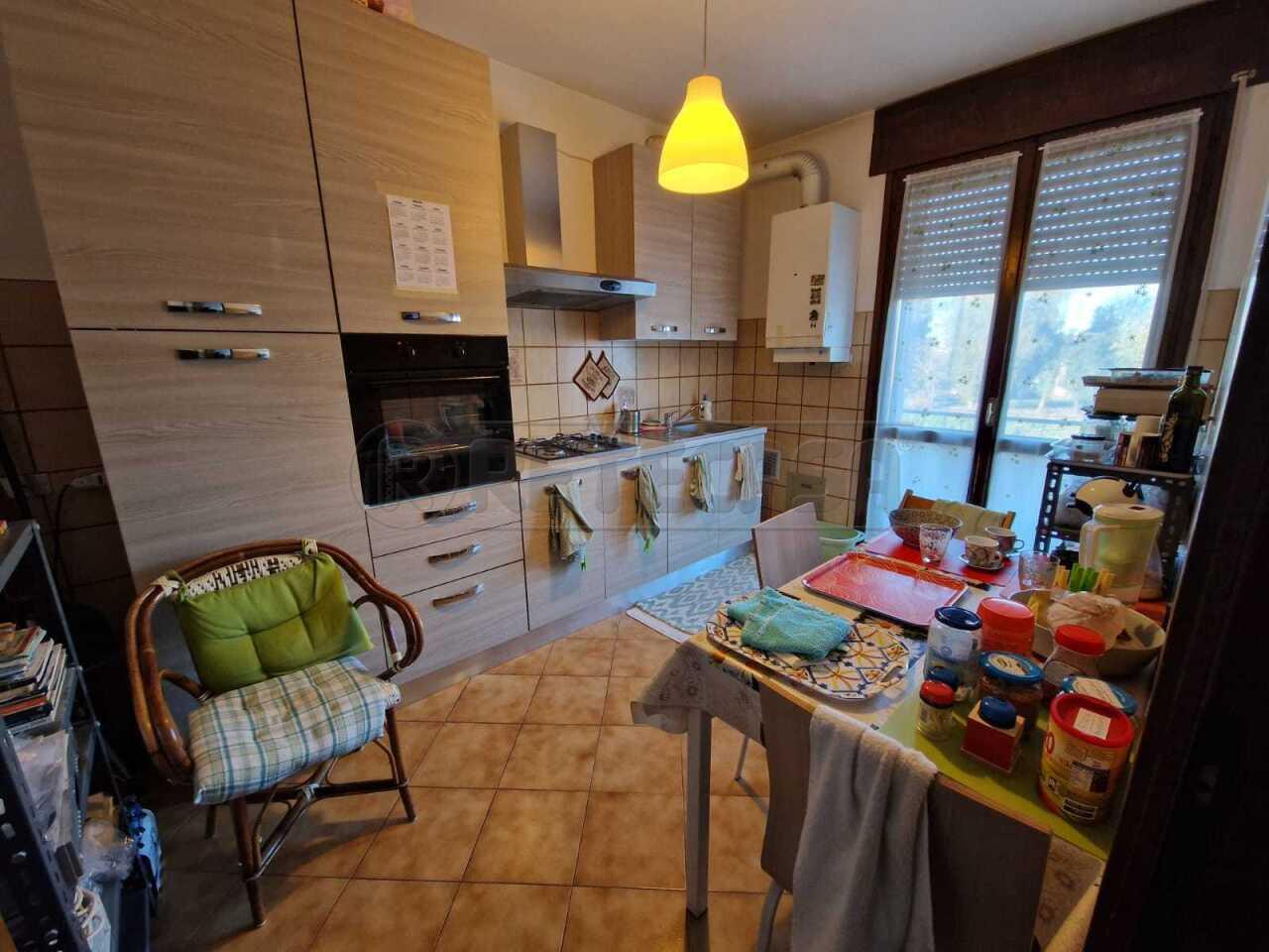 Vendita Trivani, Sesto ed Uniti foto