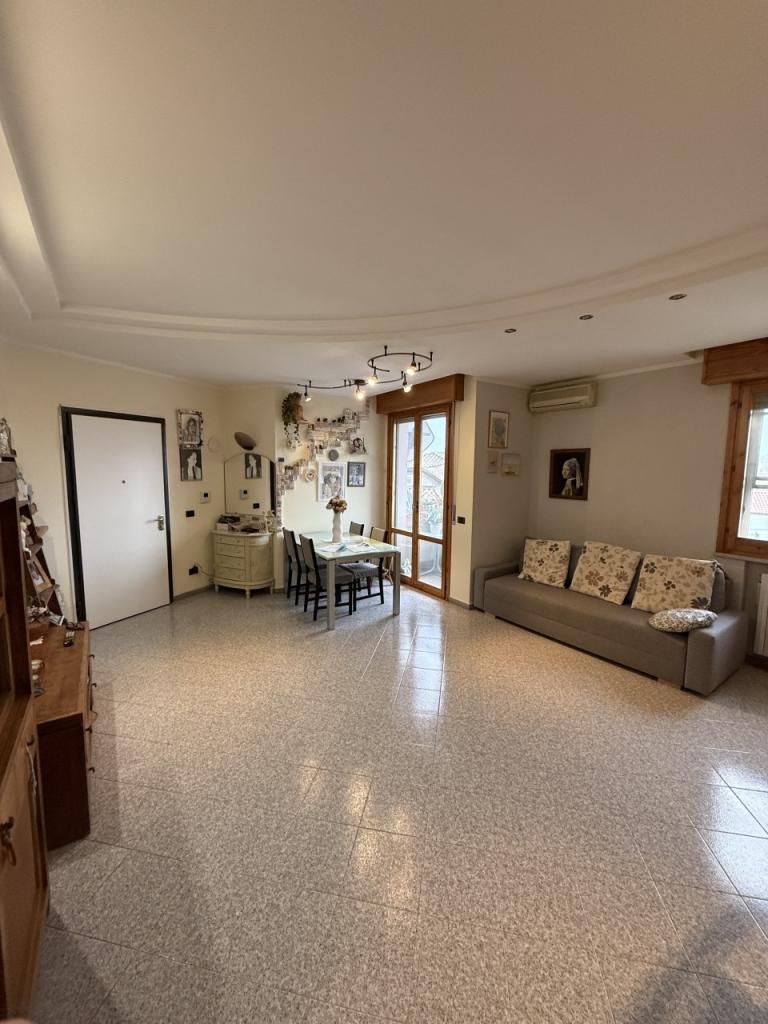 Vendita Pentavani, Santarcangelo di Romagna foto