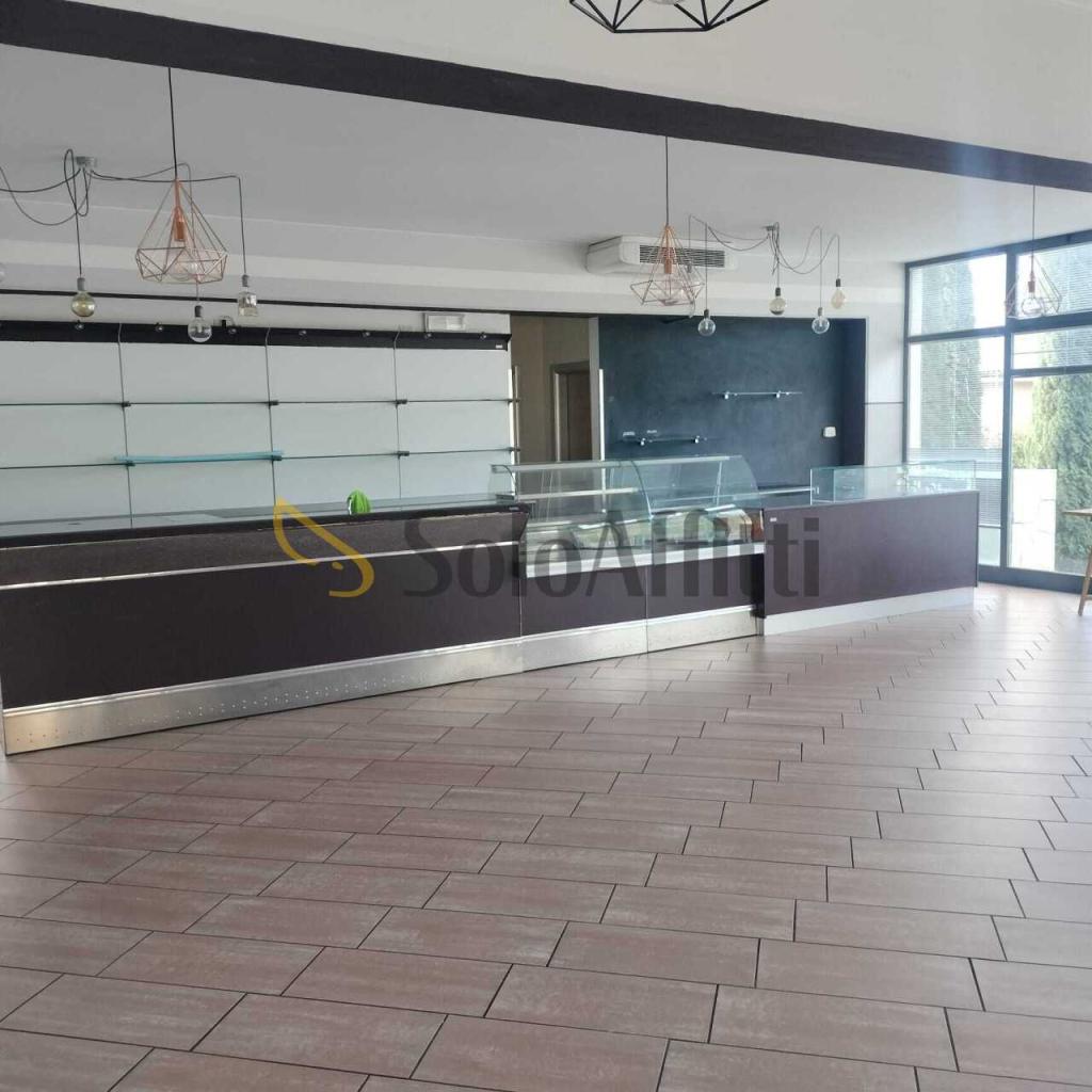 Vendita Box, Ferrara foto