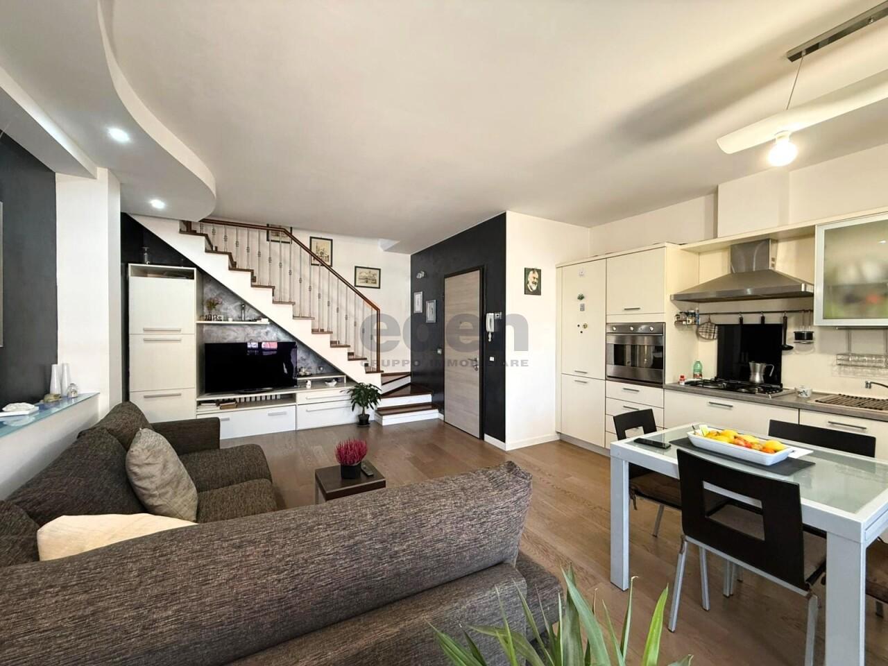 Vendita Trivani, Modena foto