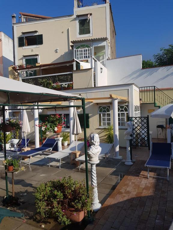 Vendita Multivani, Lucca foto