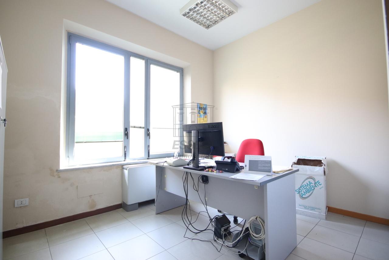 Vendita Multivani, Lucca foto