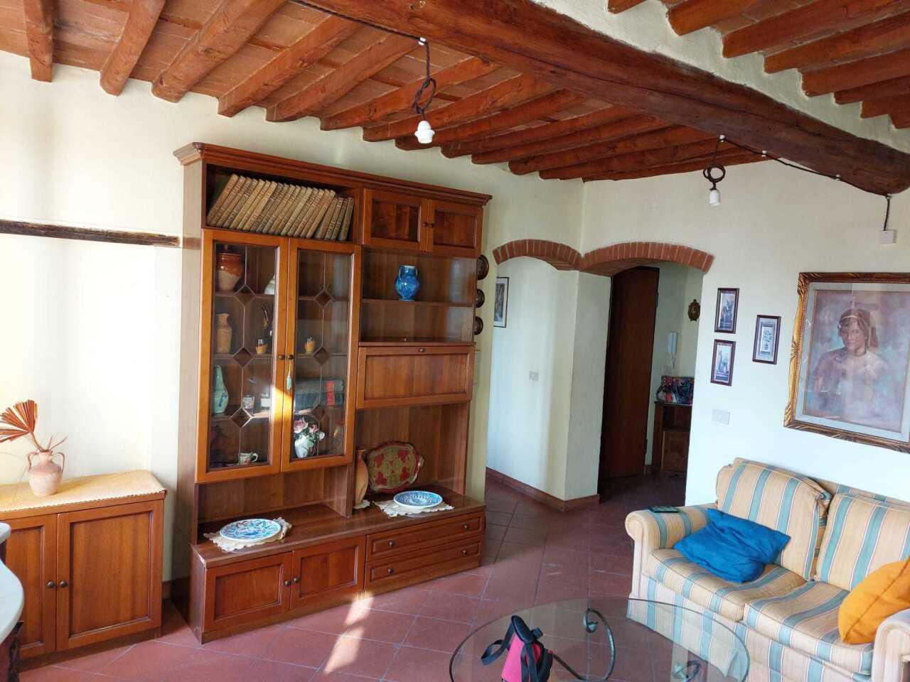 Vendita Pentavani, Lucca foto