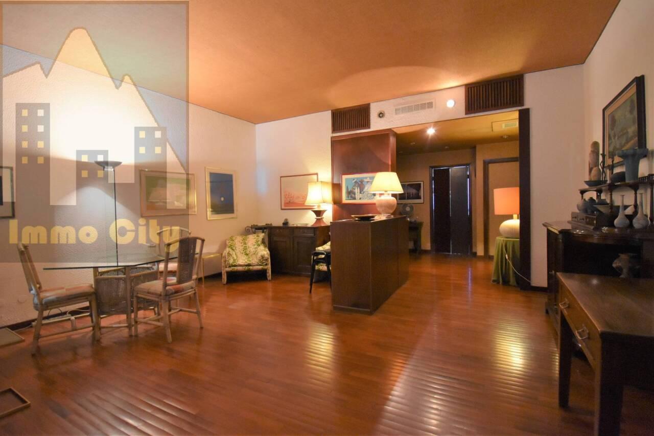 Vendita Multivani, Lucca foto