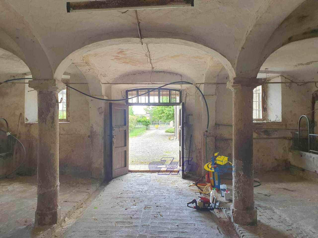 Vendita Pentavani, Langhirano foto