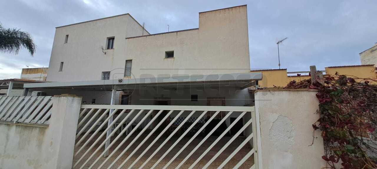 Vendita Multivani, Petrosino foto