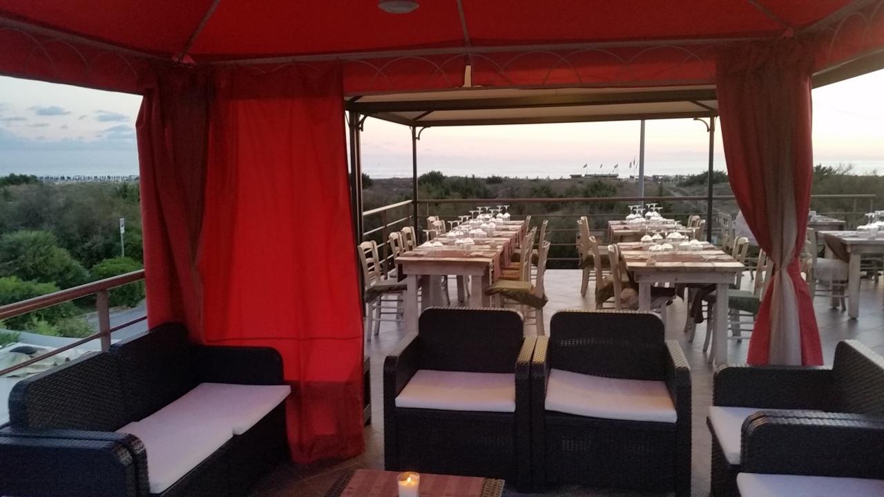 Vendita Quadrivani, Viareggio foto