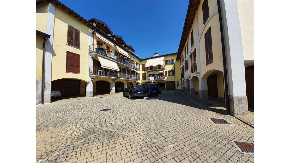 Sale vendita, Fenegro foto