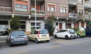 Affitto Negozio, Roma