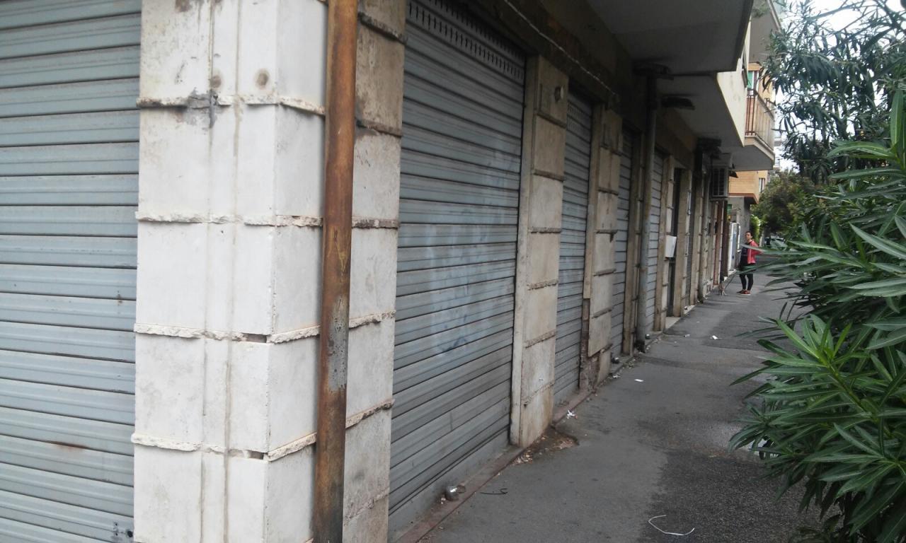 Vendita Negozio, Roma foto