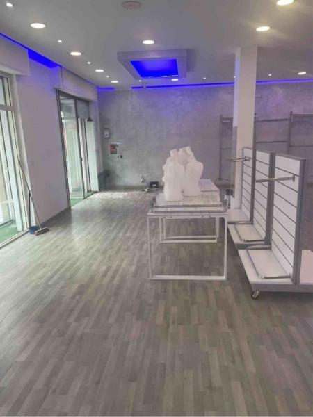 Affitto Locale commerciale, Trentola Ducenta foto