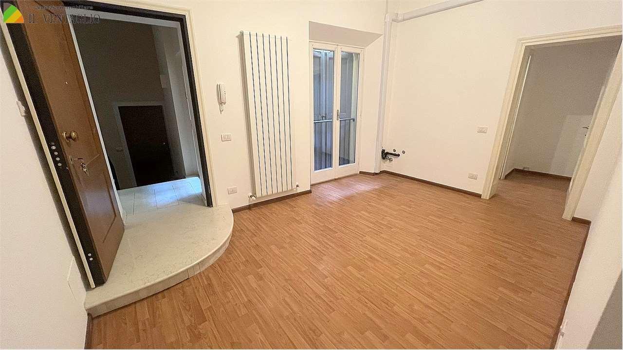 Mieten affitto, Modena foto