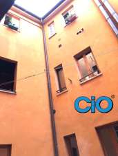 Vendita Esavani, Bologna