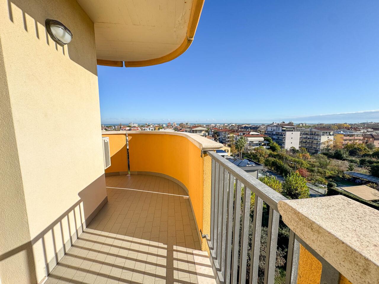 Vendita Quadrivani, Rimini foto