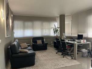 Vendita Pentavani, Lucca