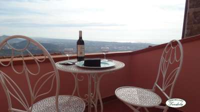 Vendita Pentavani, Luni Vendita Pentavani, Luni