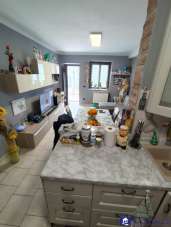 Vendita Camere e stanze in affitto, Carrara