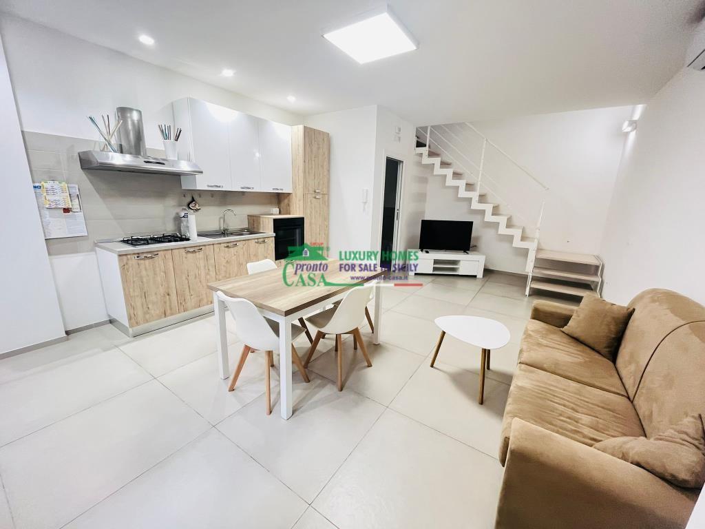 Affitto Casa Indipendente, Comiso foto