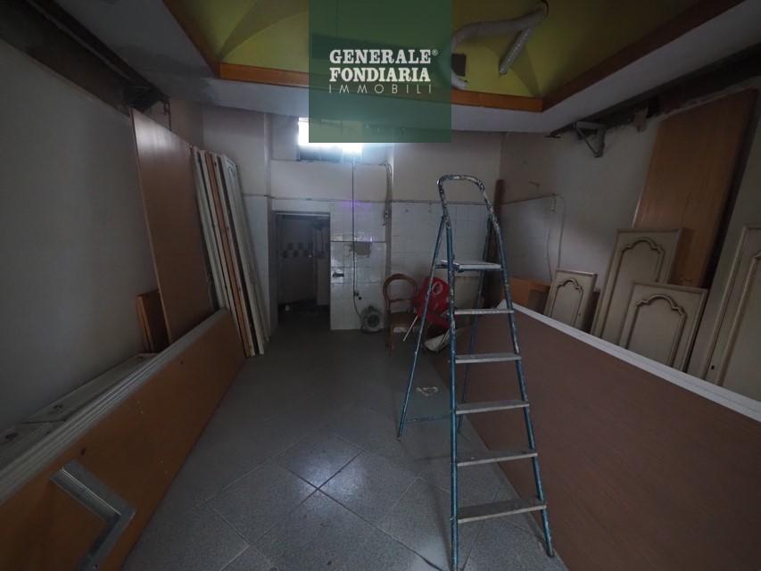Affitto Negozio, La Spezia foto