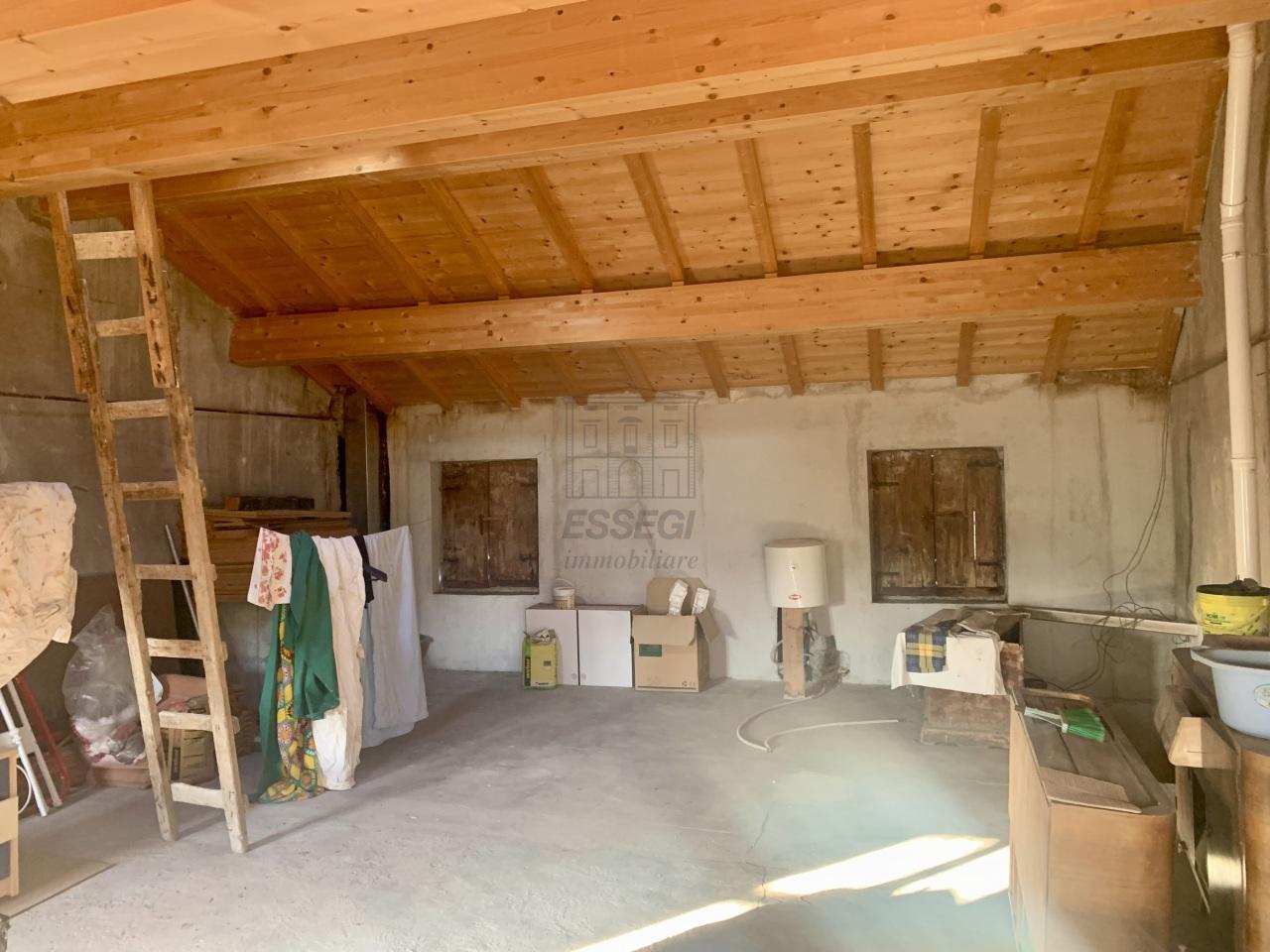 Vendita Eptavani, Lucca foto