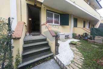 Vendita Pentavani, Massarosa