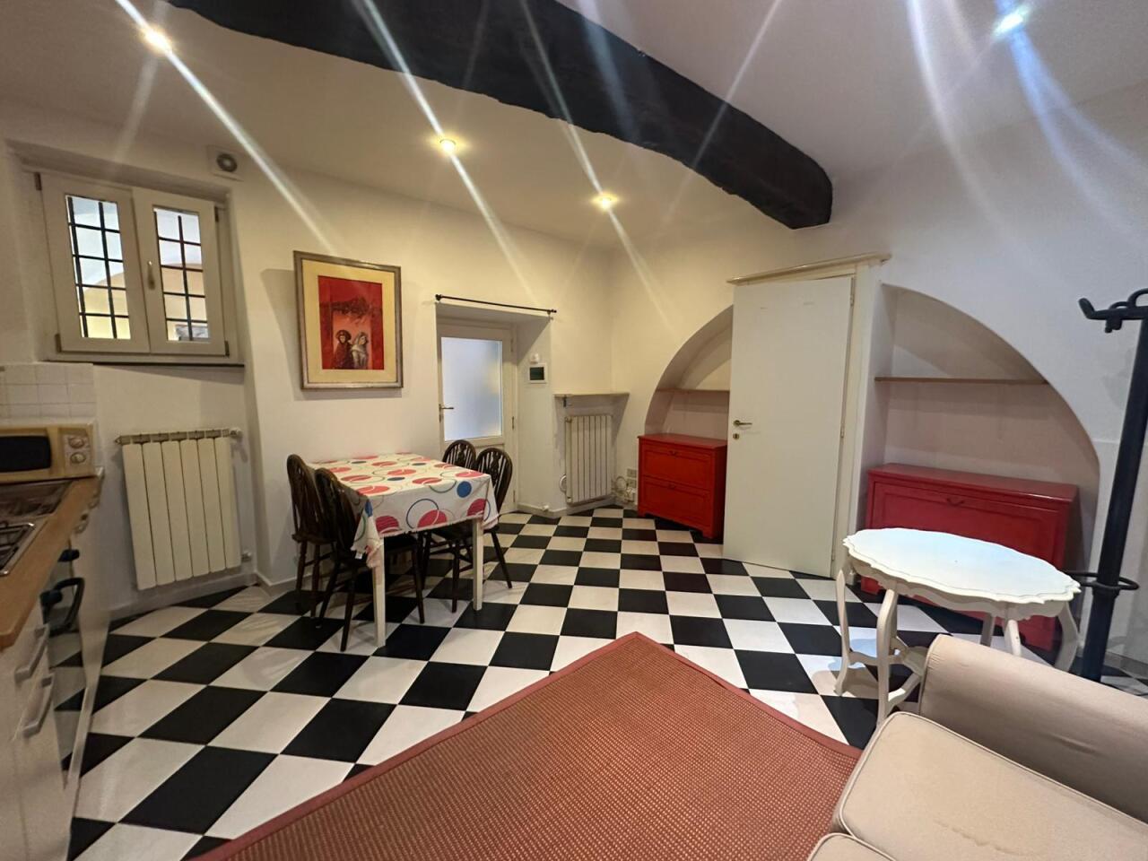 Vendita Bivani, Imperia foto