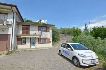 Vendita Quadrivani, Castelgomberto