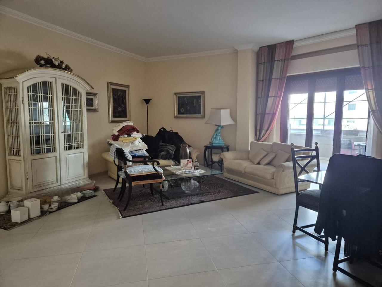 Sale Four rooms, Siracusa foto