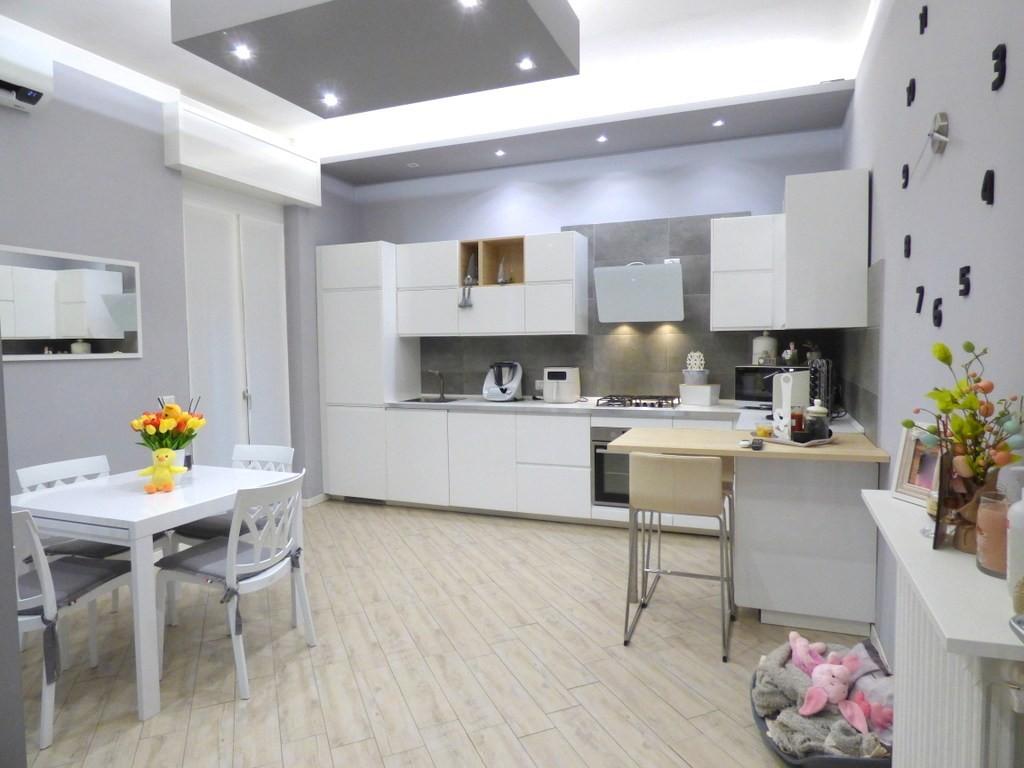 Vendita Appartamento, Desio foto