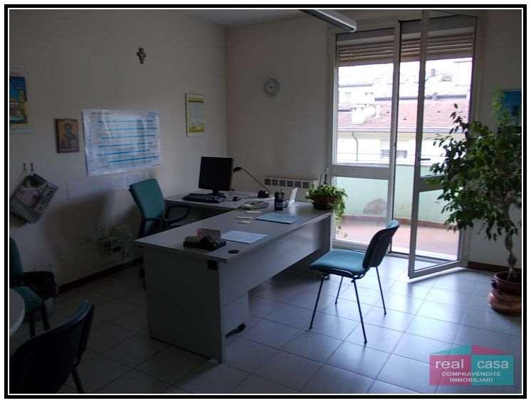 Verkauf vendita, Modena foto