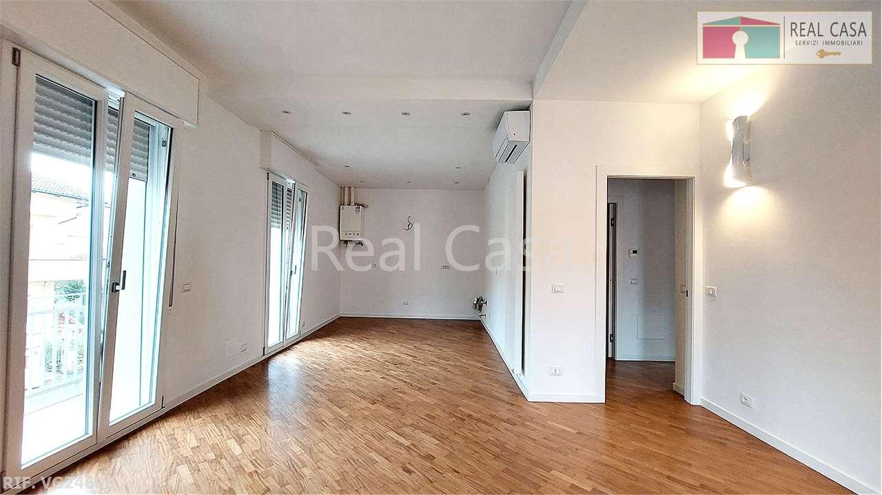 Sale vendita, Modena foto