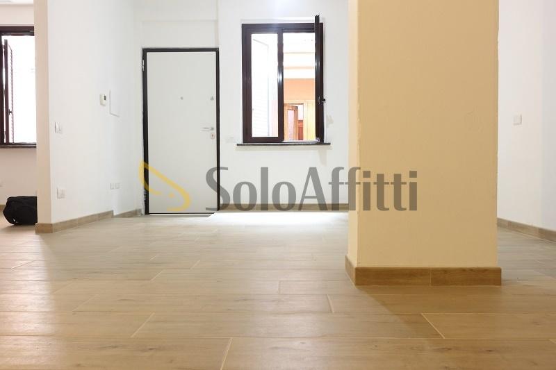 Rent Two rooms, Senago foto