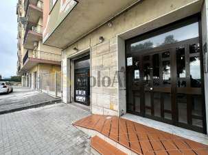 Affitto 1 vetrina, Catanzaro