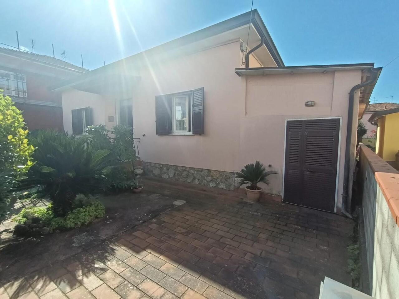 Vendita Pentavani, Castelnuovo Magra foto