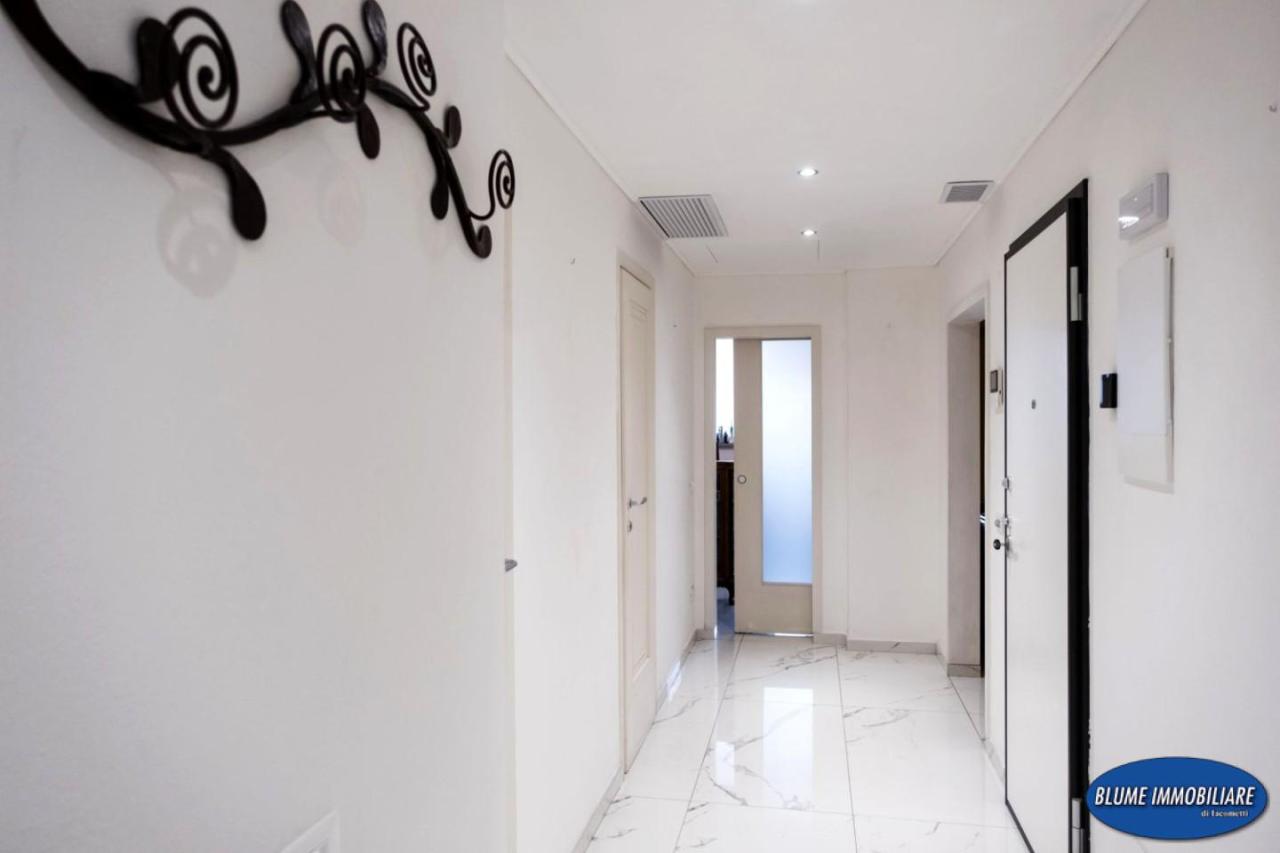 Vendita Appartamento, Viareggio foto