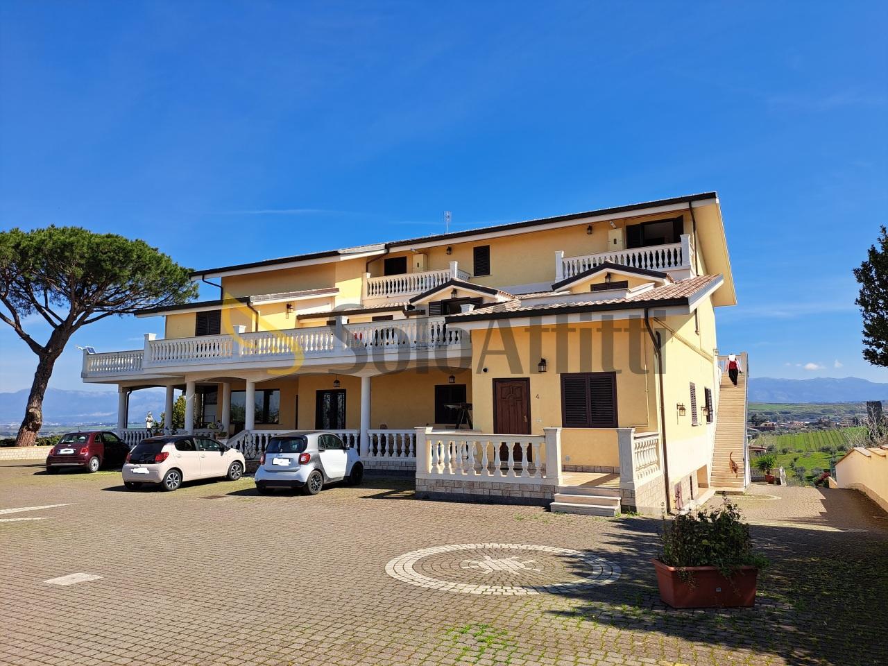 Mieten Zwei zimmer, Roma foto