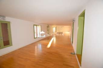 Affitto Monovano, Montebelluna