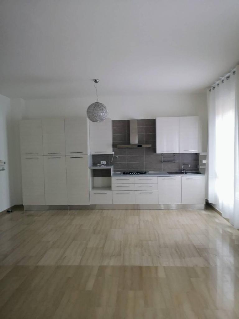 Rent Appartamento, Ferrara foto