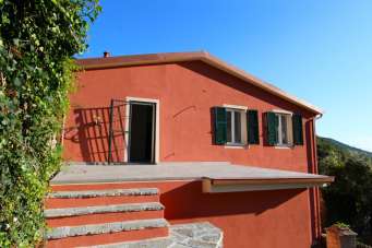 Vendita Pentavani, Avegno