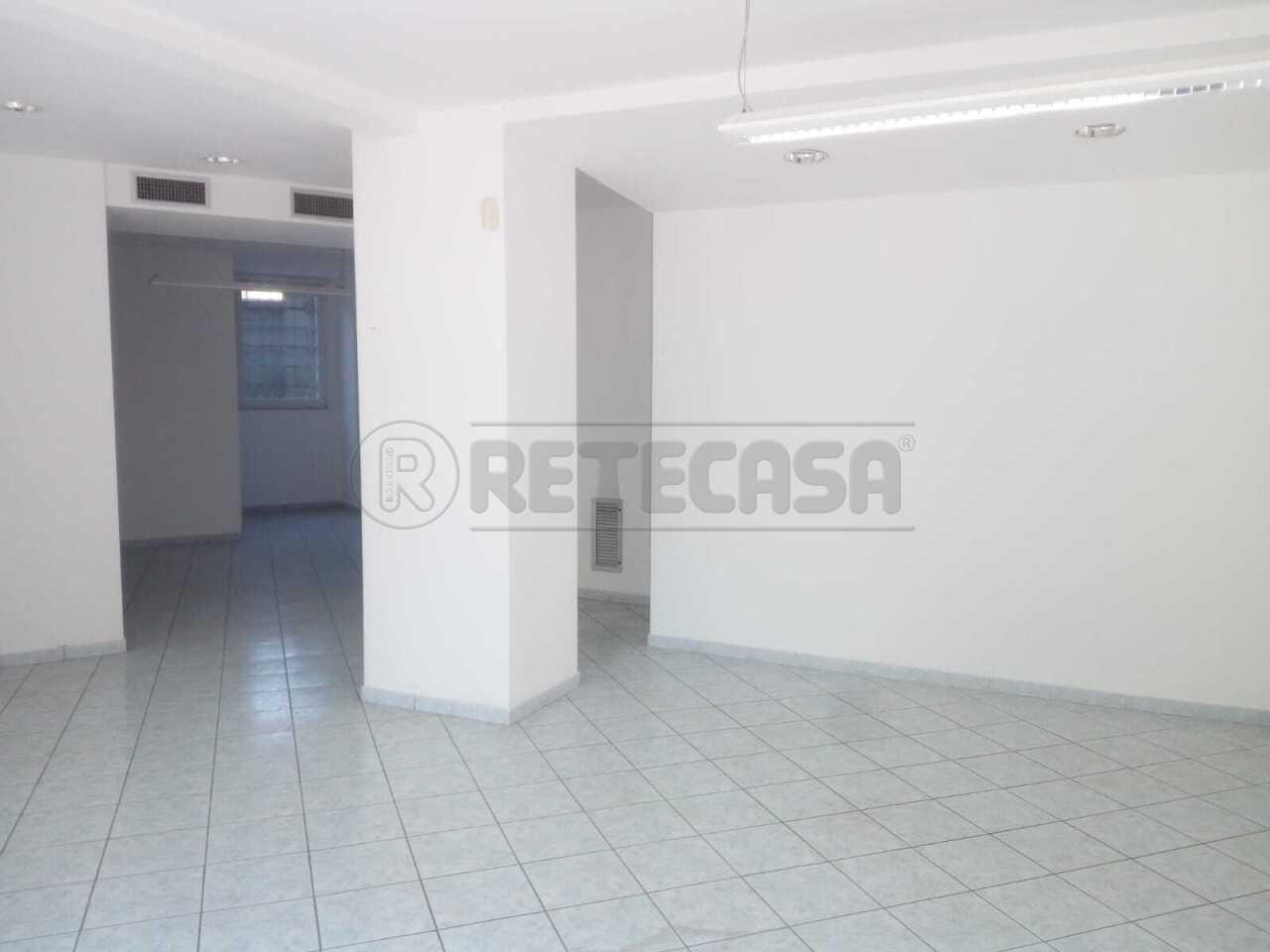 Affitto Monovano, Crema foto