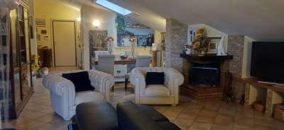 Venta Cuatro habitaciones, Carrara Venta Cuatro habitaciones, Carrara