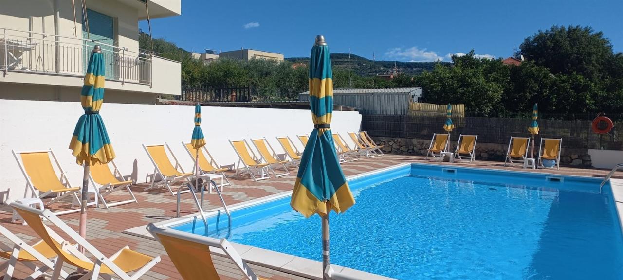 Verkauf Appartamento, Pietra Ligure foto