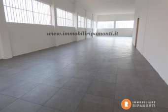 Verkauf Zimmer, Lecco Verkauf Zimmer, Lecco