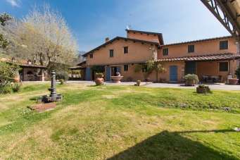 Verkauf Rustico, Pietrasanta Verkauf Rustico, Pietrasanta