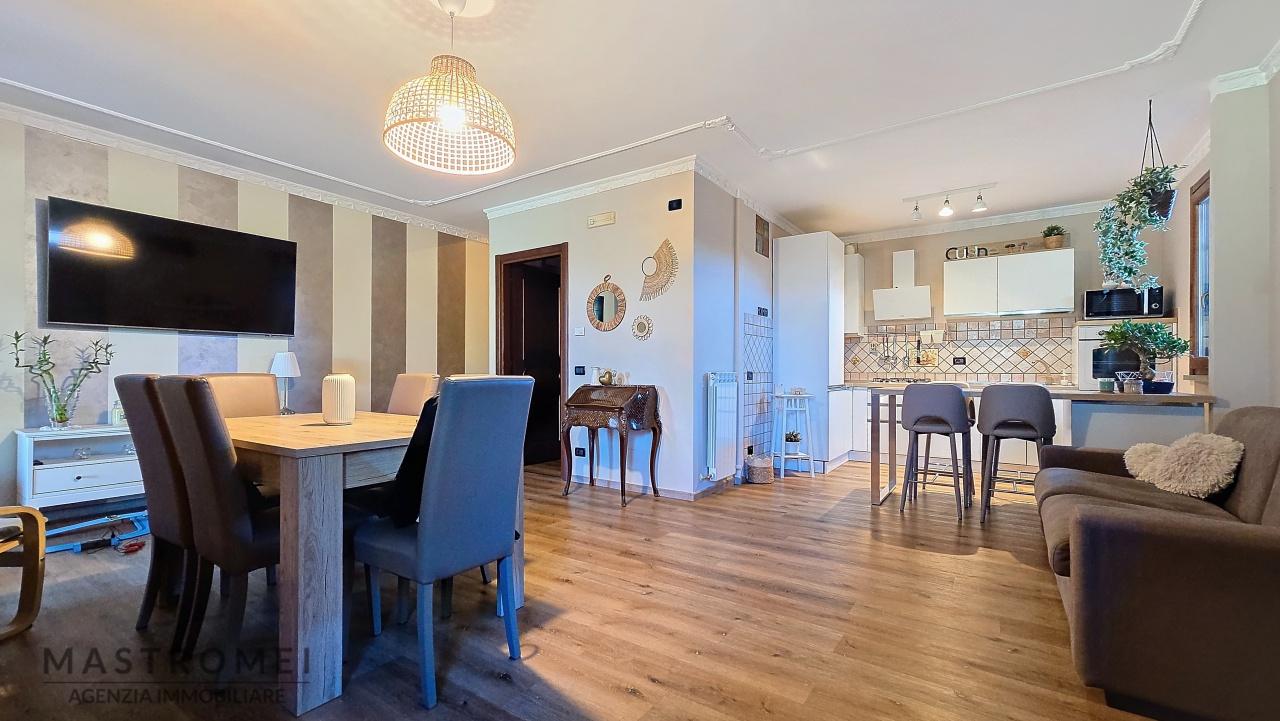 Verkauf Eptavani, Altopascio foto