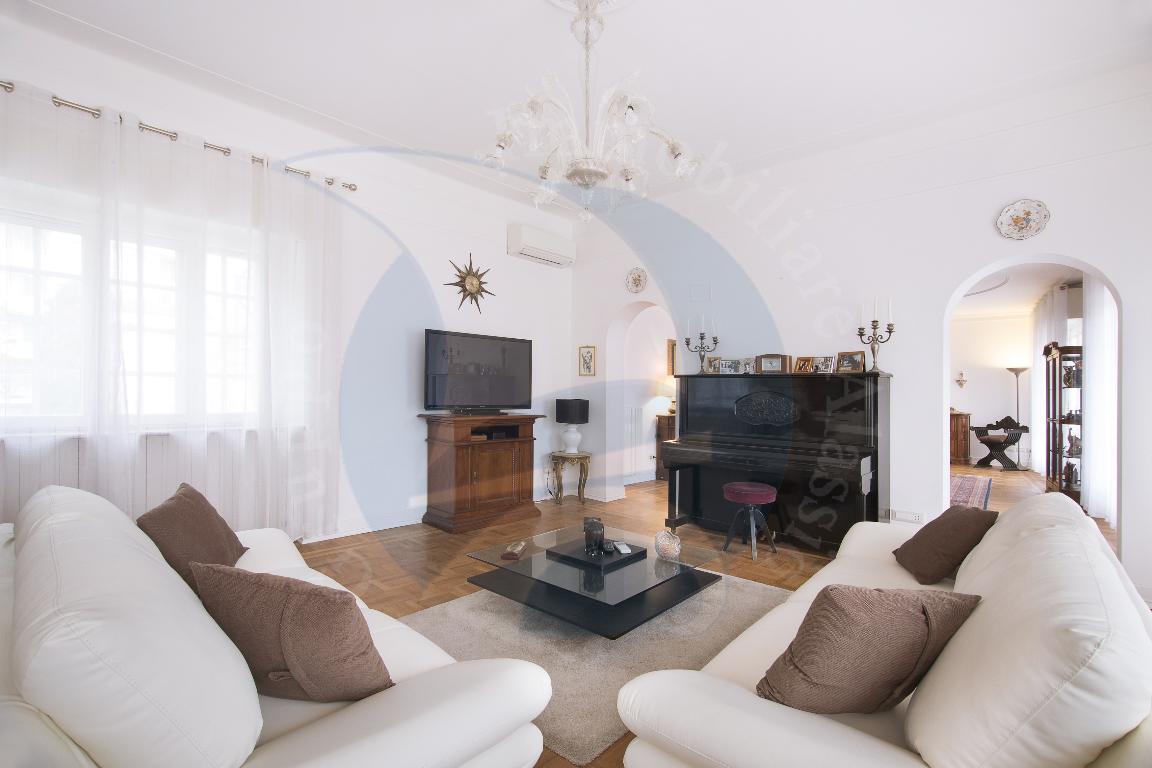 Sale Eptavani, Alassio foto