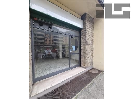 Affitto COMMERCIALE, Firenze foto