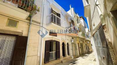 Vendita Trivani, Mola di Bari