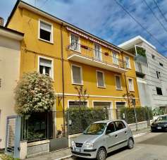 Vendita Pentavani, Bologna